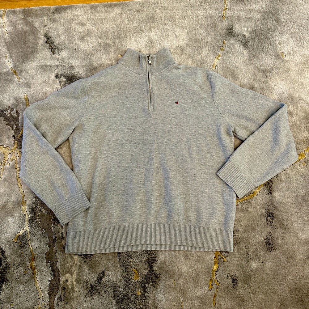 Men's Tommy Hilfiger Quarter Zip Sweater/Pullover